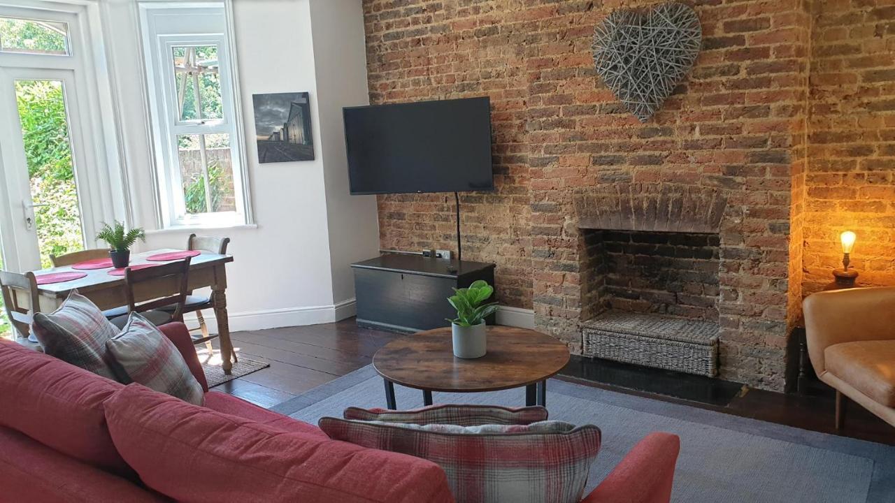 Beautiful Garden Apartment In Leafy St Leonards 5 Mins To Beach St Leonards-on-Sea Exterior foto